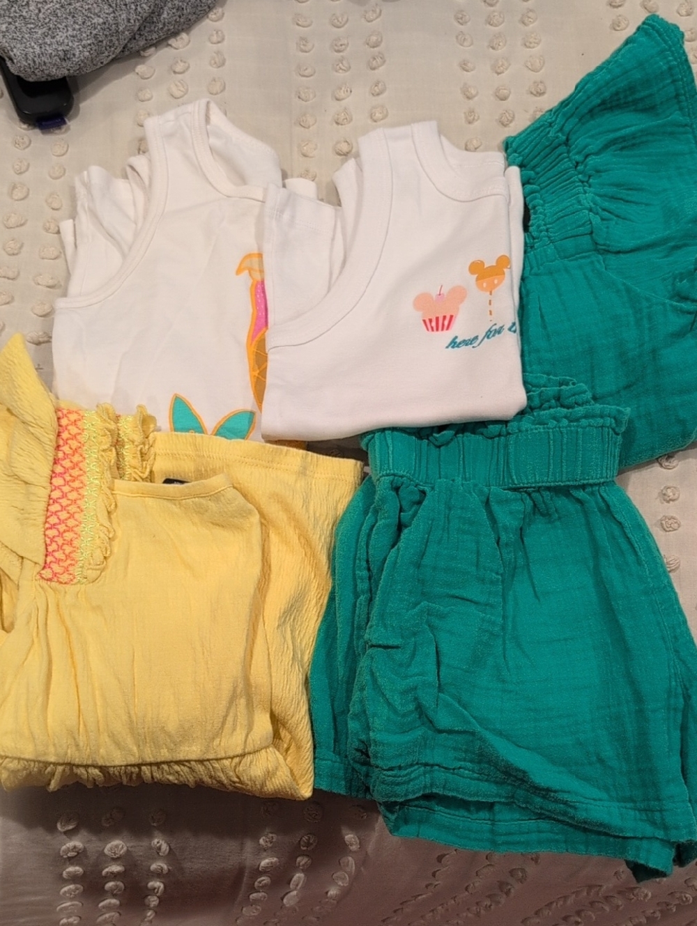 Girls White Graphic Tank & Colorful Shorts Set